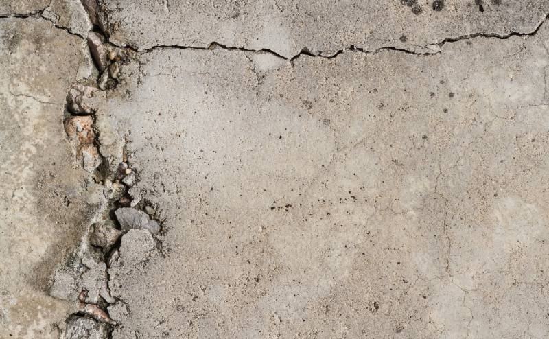 cracks in basement floor