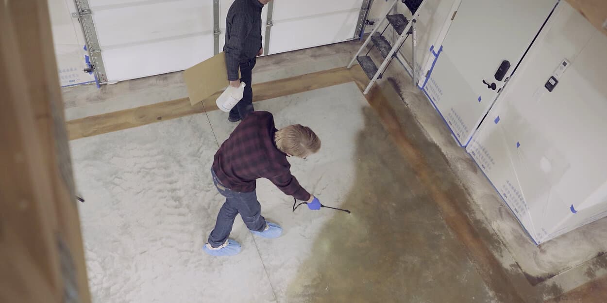 applying concrete acid stain