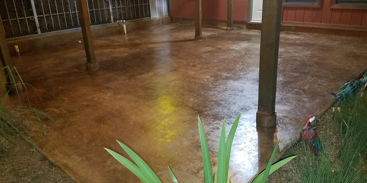 honey oak concrete stained patio 2